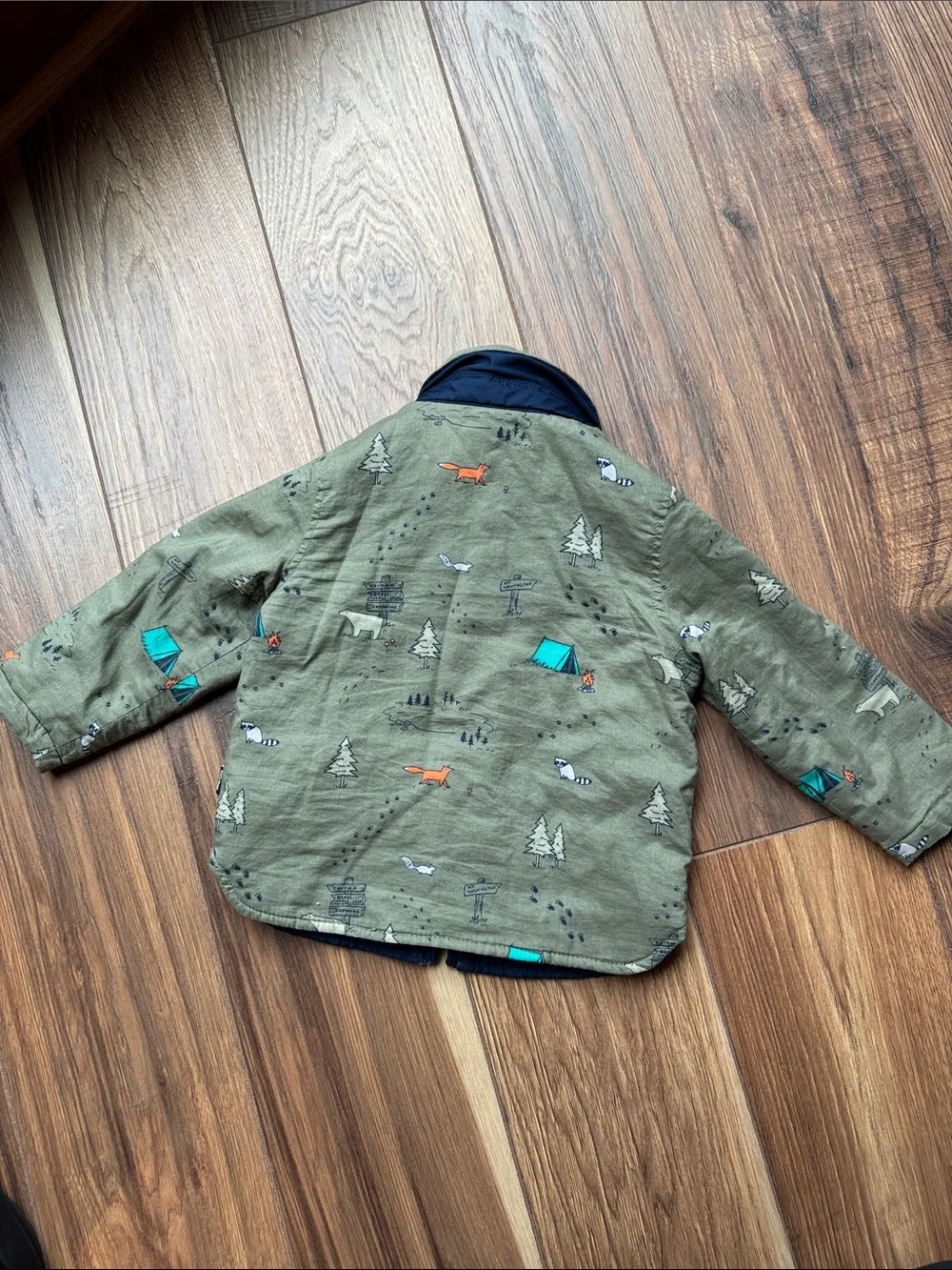 GAP Olive Green Quilted Puffer Jacket with Camp Print
